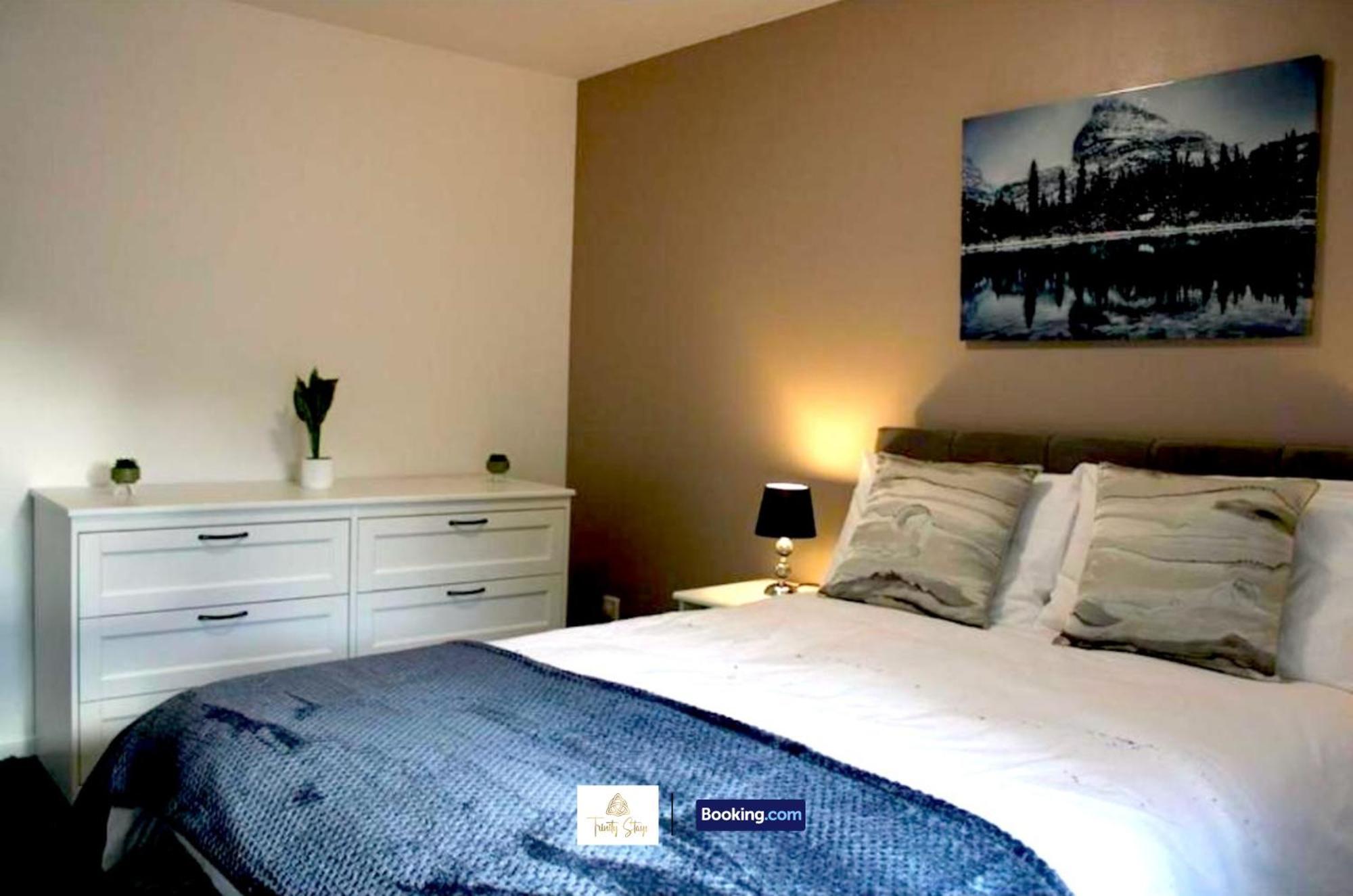 4 Bedroom House With Parking Near City Centre By Trinity Stays Short Lets & Serviced Accommodation Cambridge Exterior photo
